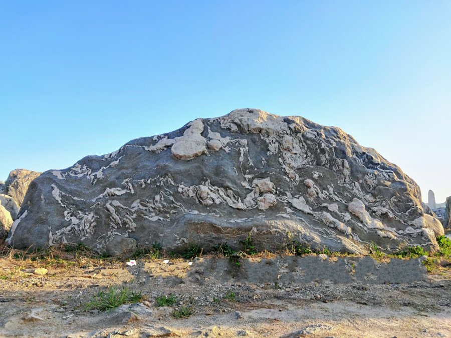 荊州泰山石